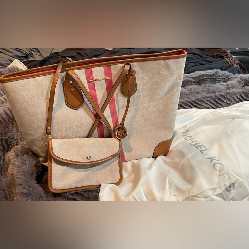 Michael Kors XL Tote Bag